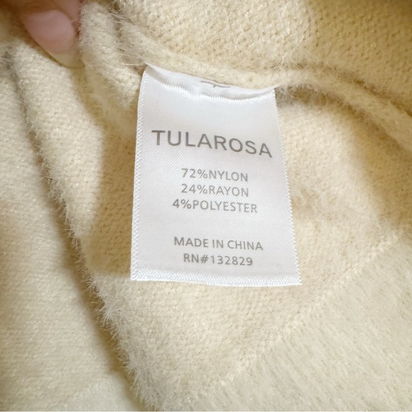 Revolve Tularosa ‘Jess’ Fuzzy Cropped Sweater in Ivory Size XXS - Picture 7 of 10